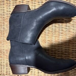 Lucky Brand Blue Leather Ankle Boots